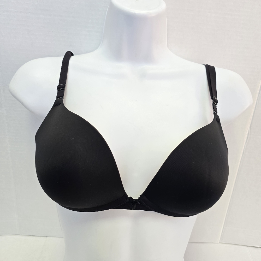 Victoria's Secret PINK Campus Push Up Black Wireless Padded Bra Size 32C